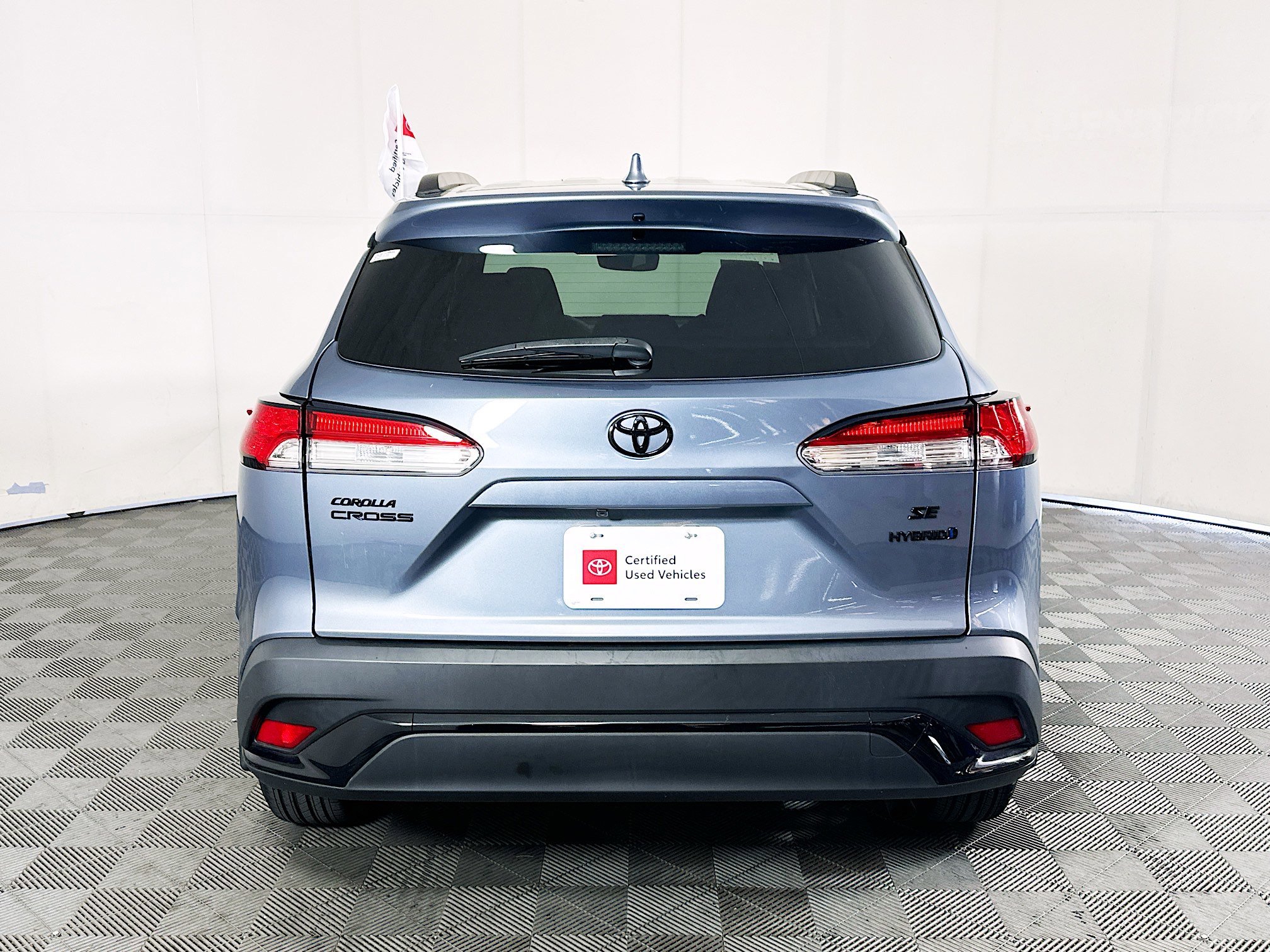 Used 2024 Celestite Toyota Hybrid SE image 4