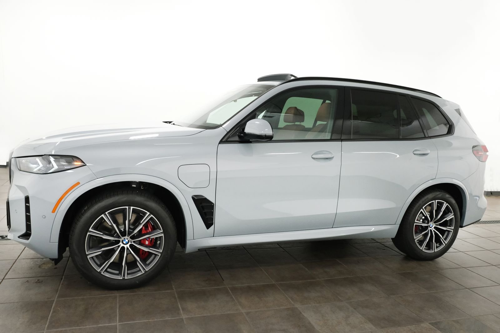 New 2026 Brooklyn Grey Metallic BMW xDrive50e image 2