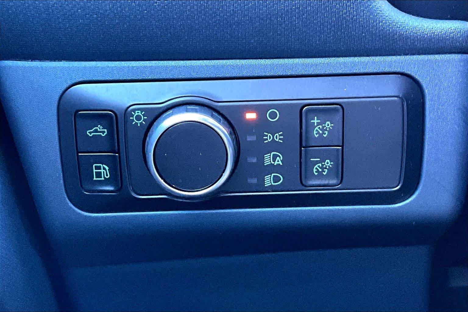 Used 2023 Carbonized Gray Metallic Ford Lariat image 33