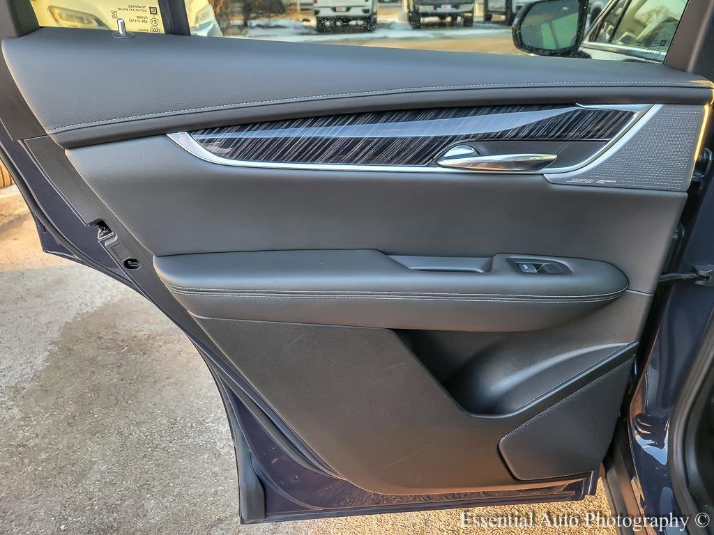 2025 CADILLAC XT6 - Image 19