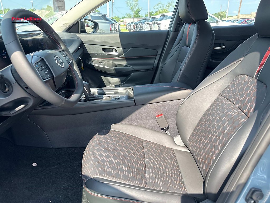 New 2026 Atlantic Gray Metallic / Super Black Two-tone Nissan SR image 9
