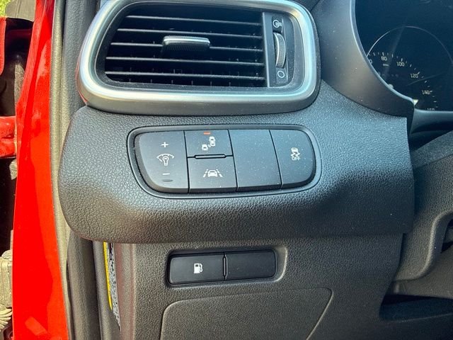 Used 2017 Red Kia LX image 18