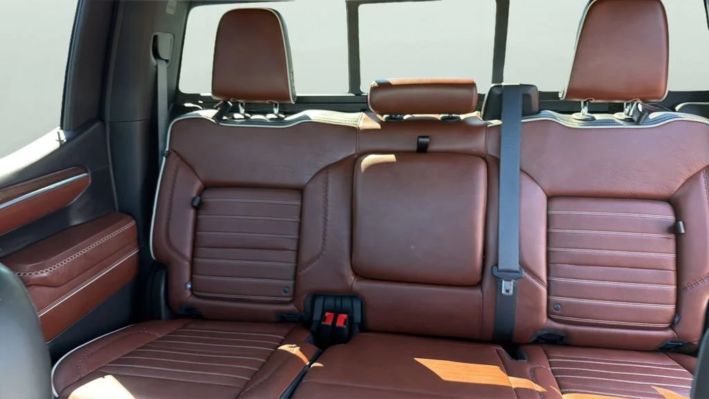 Used 2022 Pacific Blue Metallic GMC Denali Ultimate image 16