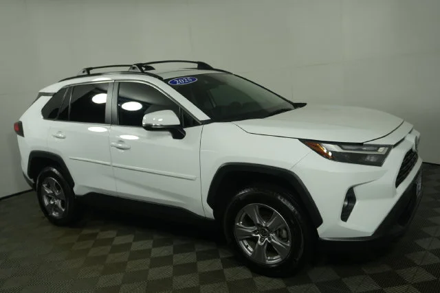 Used 2025 Toyota RAV4 XLE with VIN 2T3P1RFV0SW589794 for sale in Kansas City
