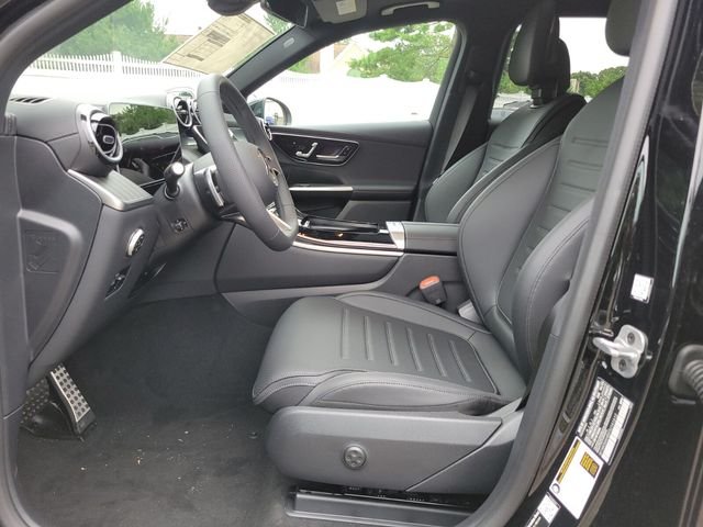 New 2026 Black Mercedes-Benz GLC 300 image 18