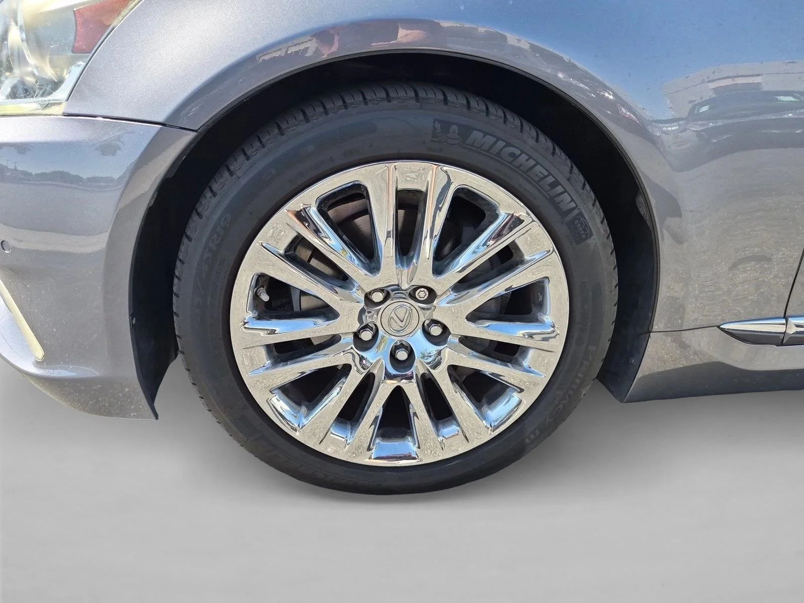 Used 2015 Nebula Gray Pearl Lexus  image 23