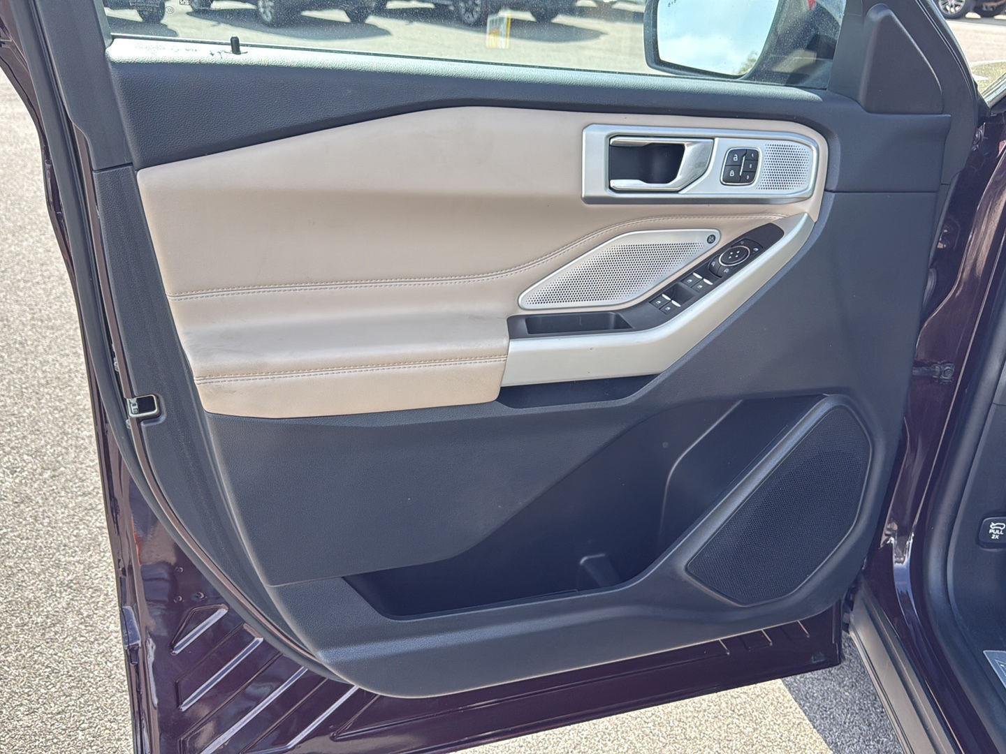 2023 Ford Explorer Limited - Photo 21