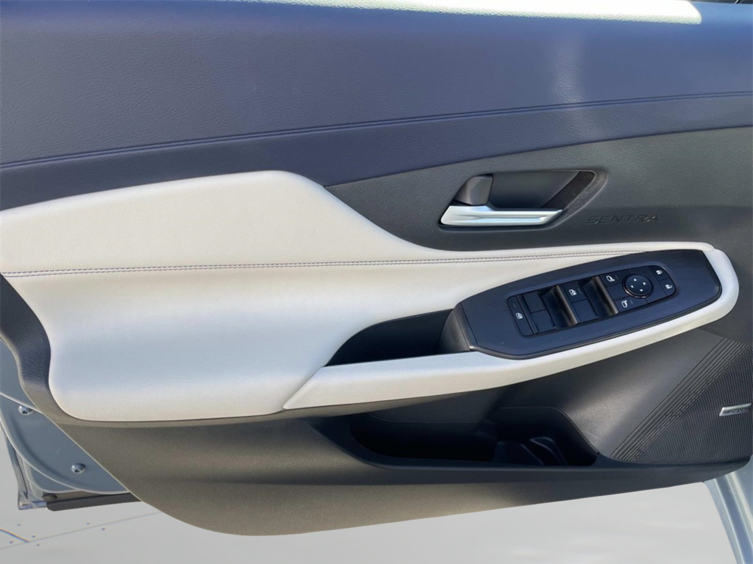 2026 Nissan Sentra SL - Photo 17