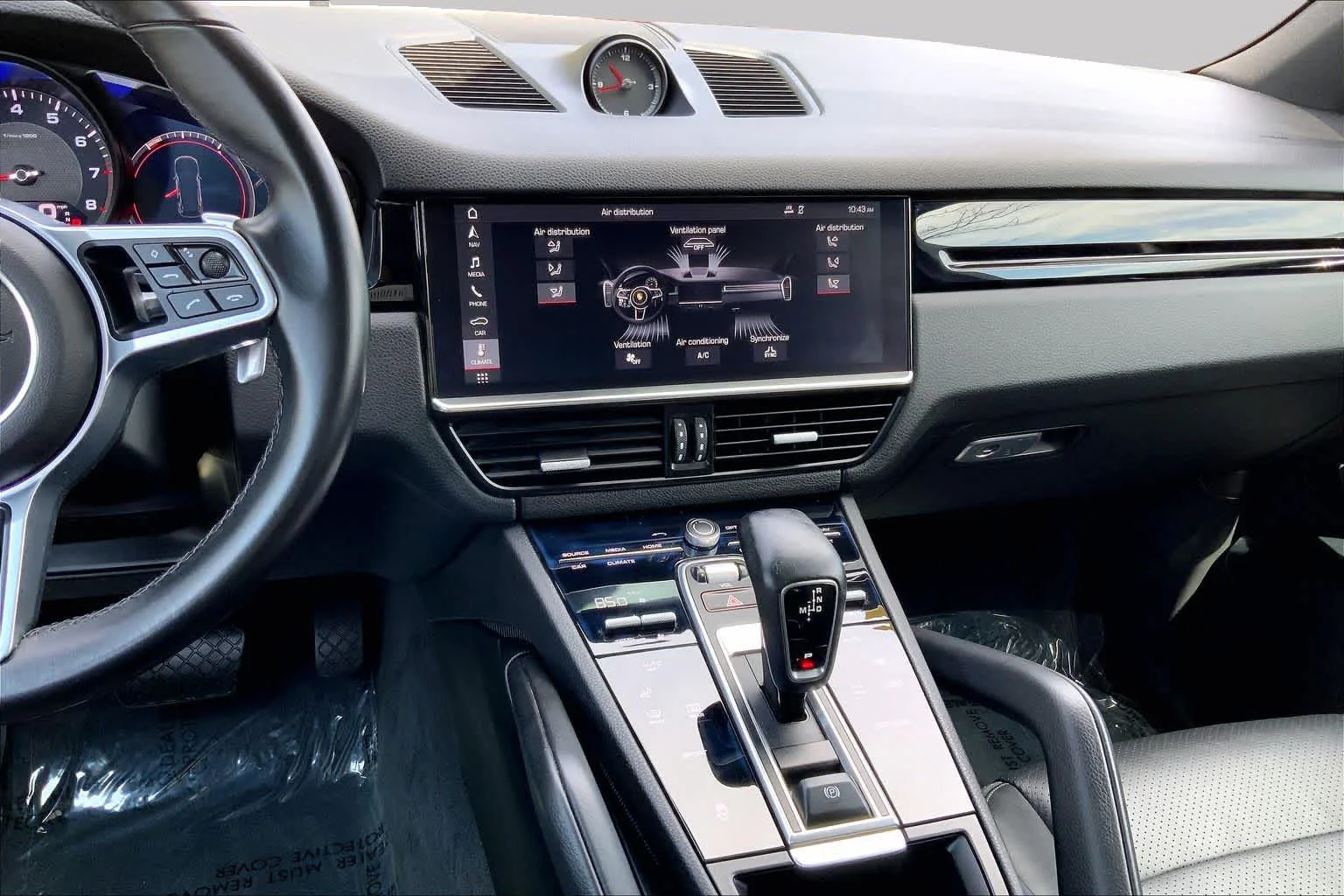 Used 2019 Black Porsche  image 9