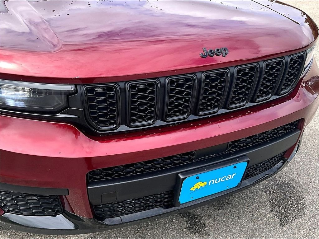 Used 2021 Velvet Red Pearlcoat Jeep Altitude image 32