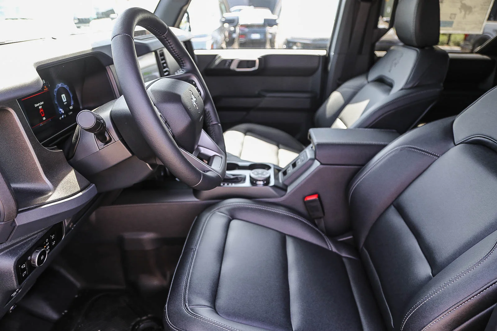New 2025 Azure Gray Metallic Tri-Coat Ford Badlands® image 19