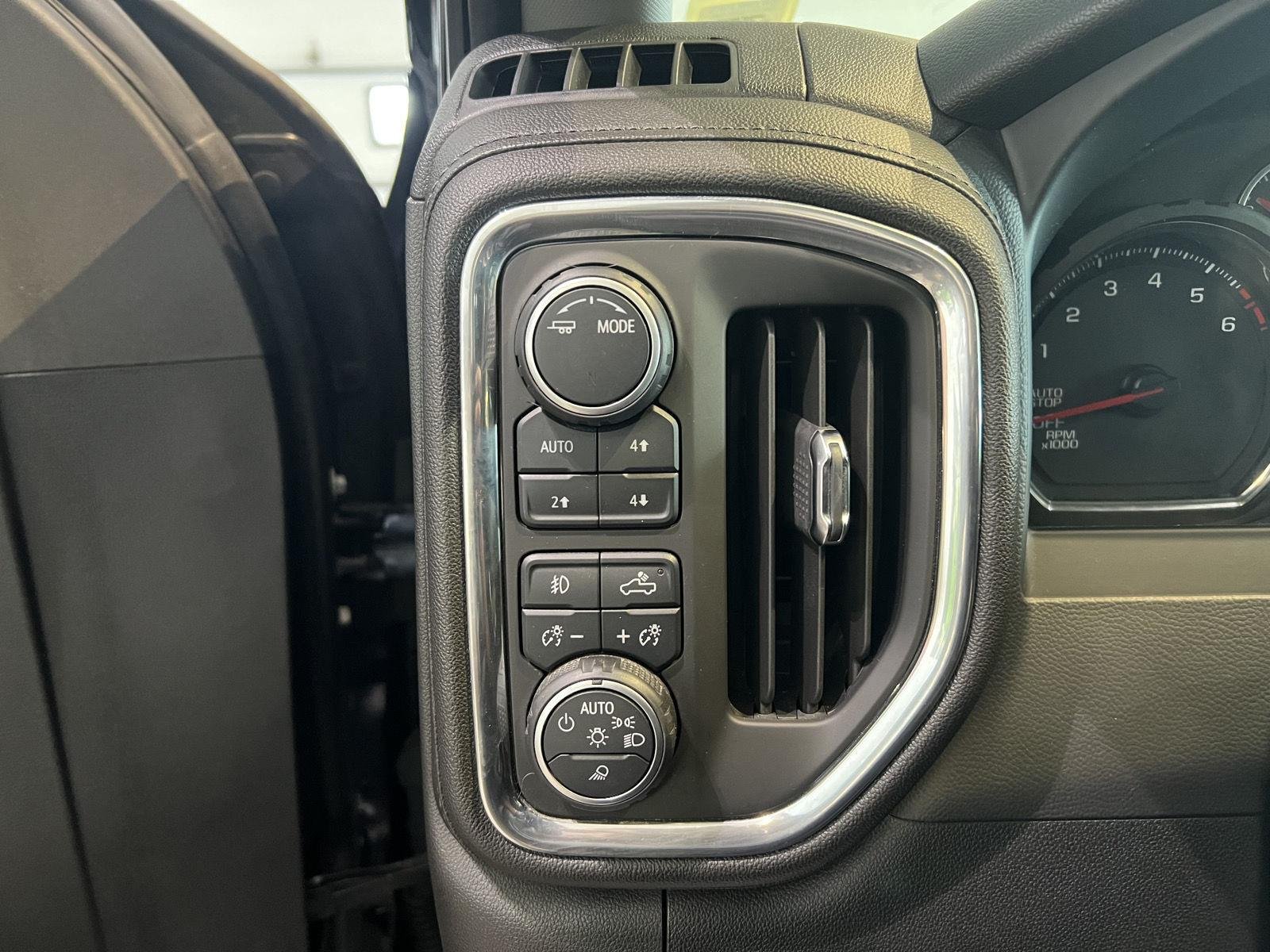 Used 2021 Northsky Blue Metallic Chevrolet RST image 22