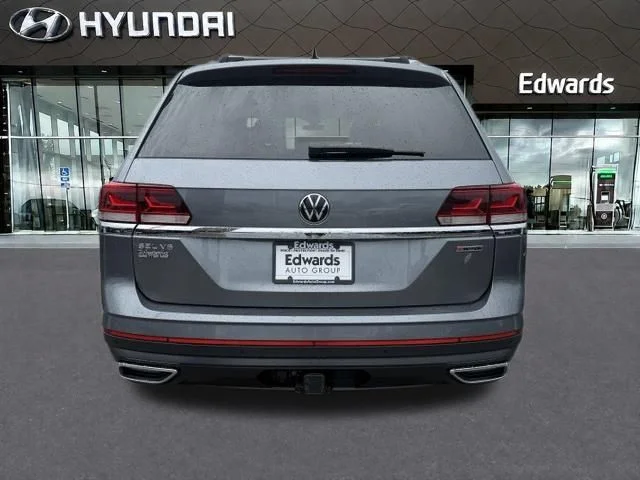 Used 2021 Silver Volkswagen SEL image 7