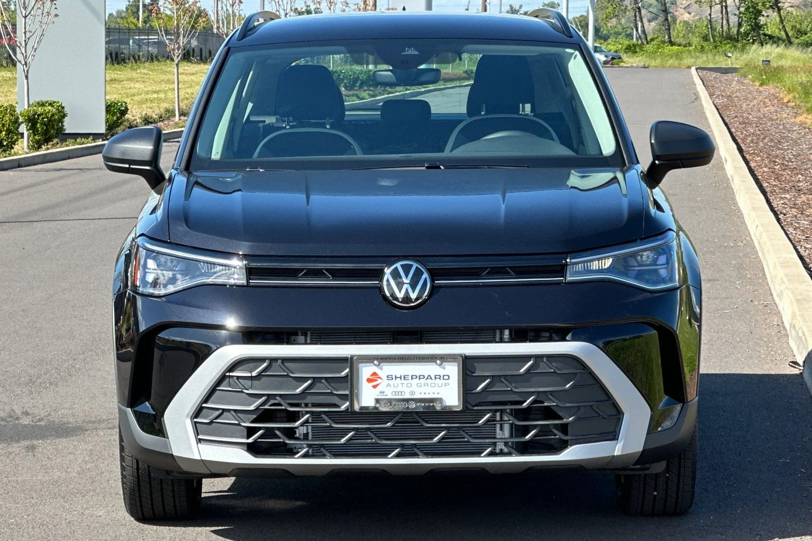 New 2026 Black Volkswagen 1.5T S image 8