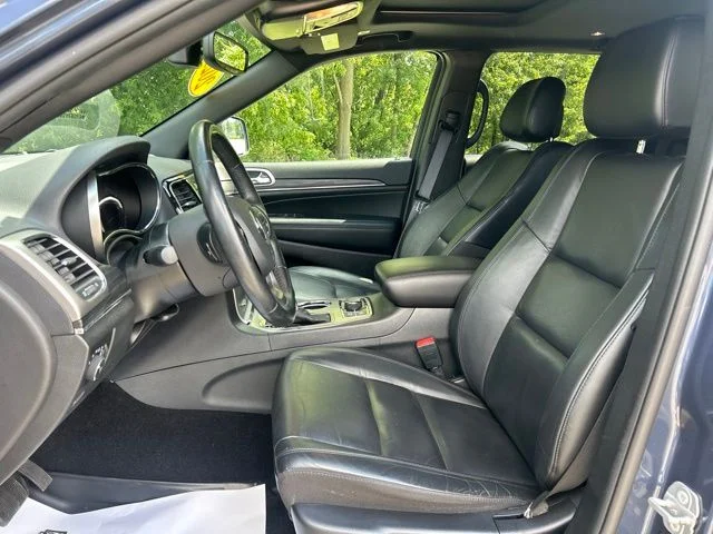 Used 2021 Blue Jeep Limited image 17