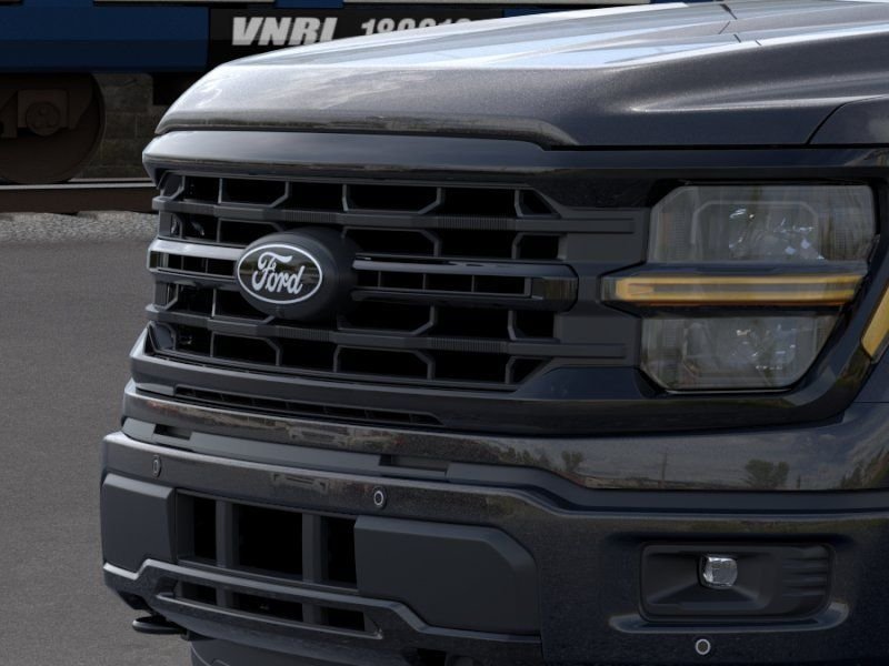 New 2026 Agate Black Metallic Ford XLT image 17