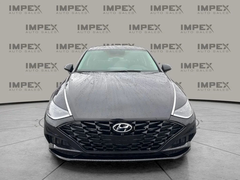 Used 2023 Blue Hyundai Limited image 8