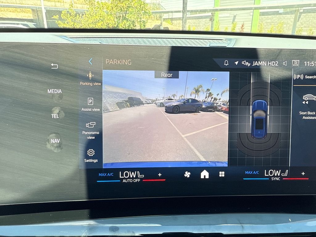 Used 2025 Blue BMW xDrive28i image 31