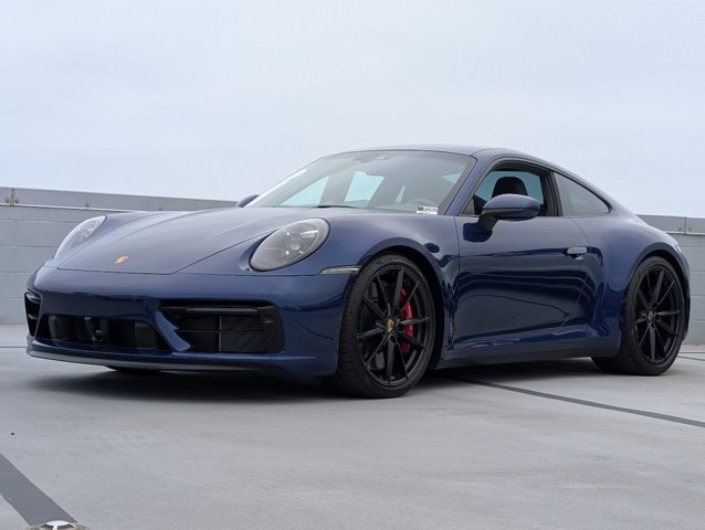 2024 Porsche 911 Carrera 4 GTS