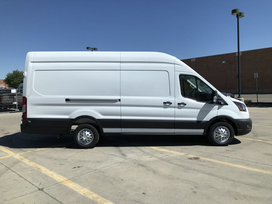 New 2026 Oxford White Ford  image 6