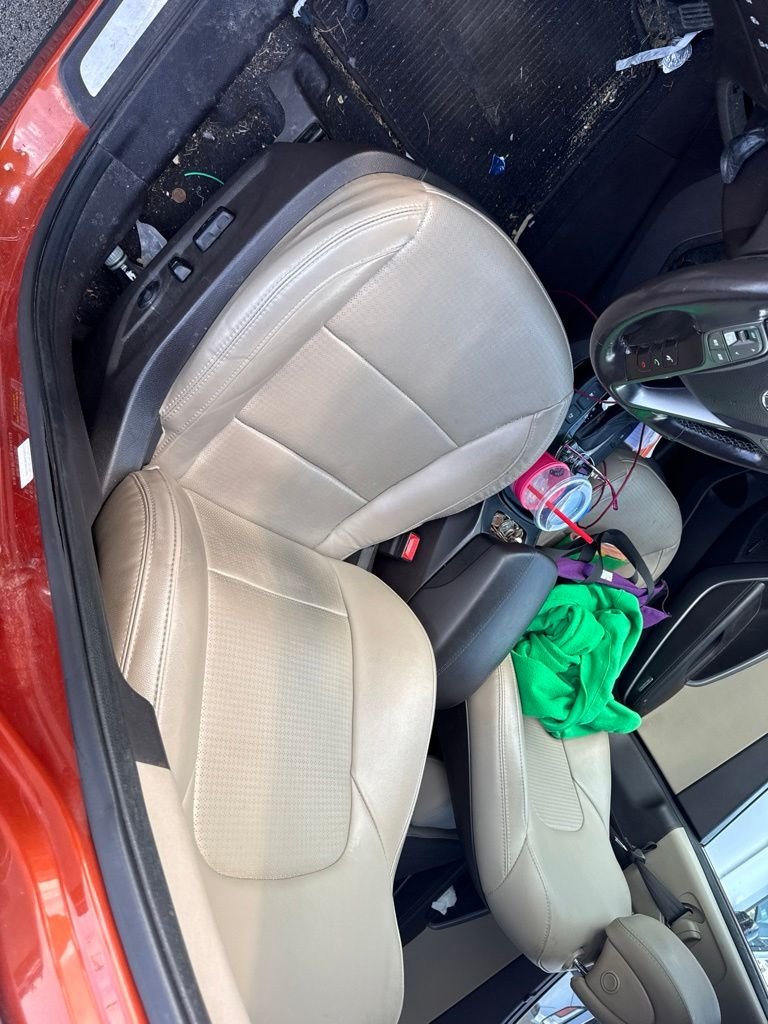 Used 2015 Canyon Copper Hyundai Base image 8