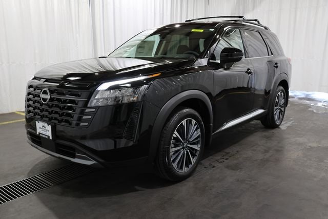 New 2026 Black Nissan Platinum image 6