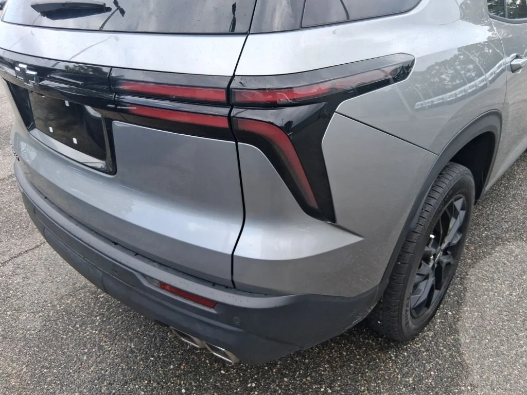 Used 2024 Gray Chevrolet LS image 8