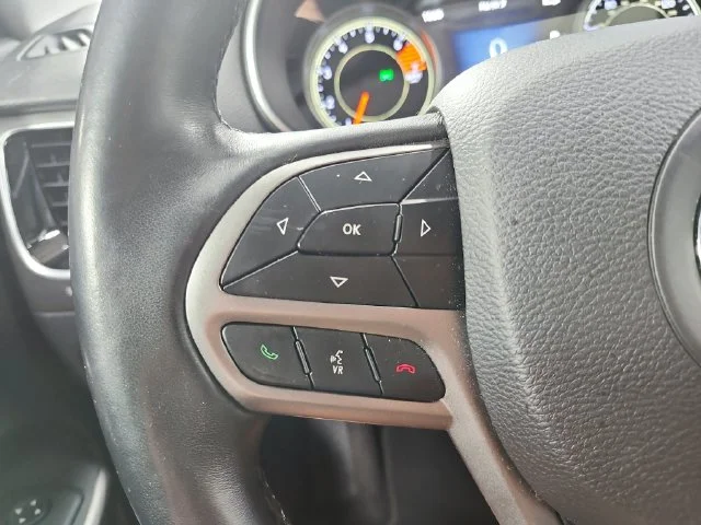 Used 2019 Gray Jeep Limited image 18