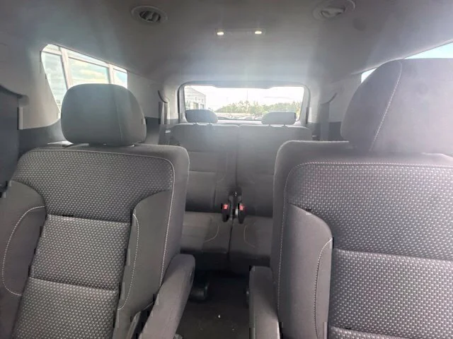 Used 2023 White GMC SLE image 22