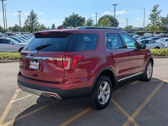 Used 2017 Red Ford XLT image 7