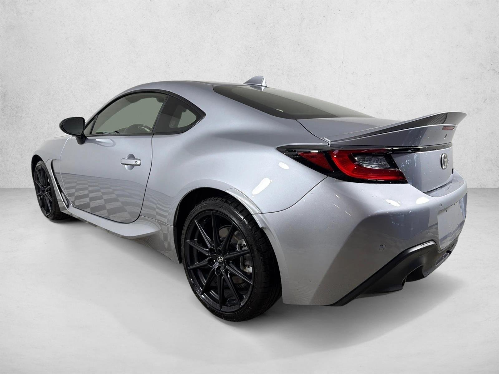 Used 2025 Steel/20 Toyota Premium image 5