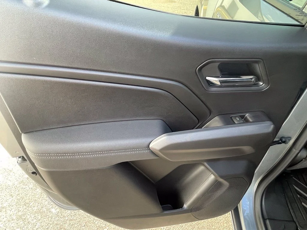 New 2026 Sterling Gray Metallic Chevrolet LT image 21