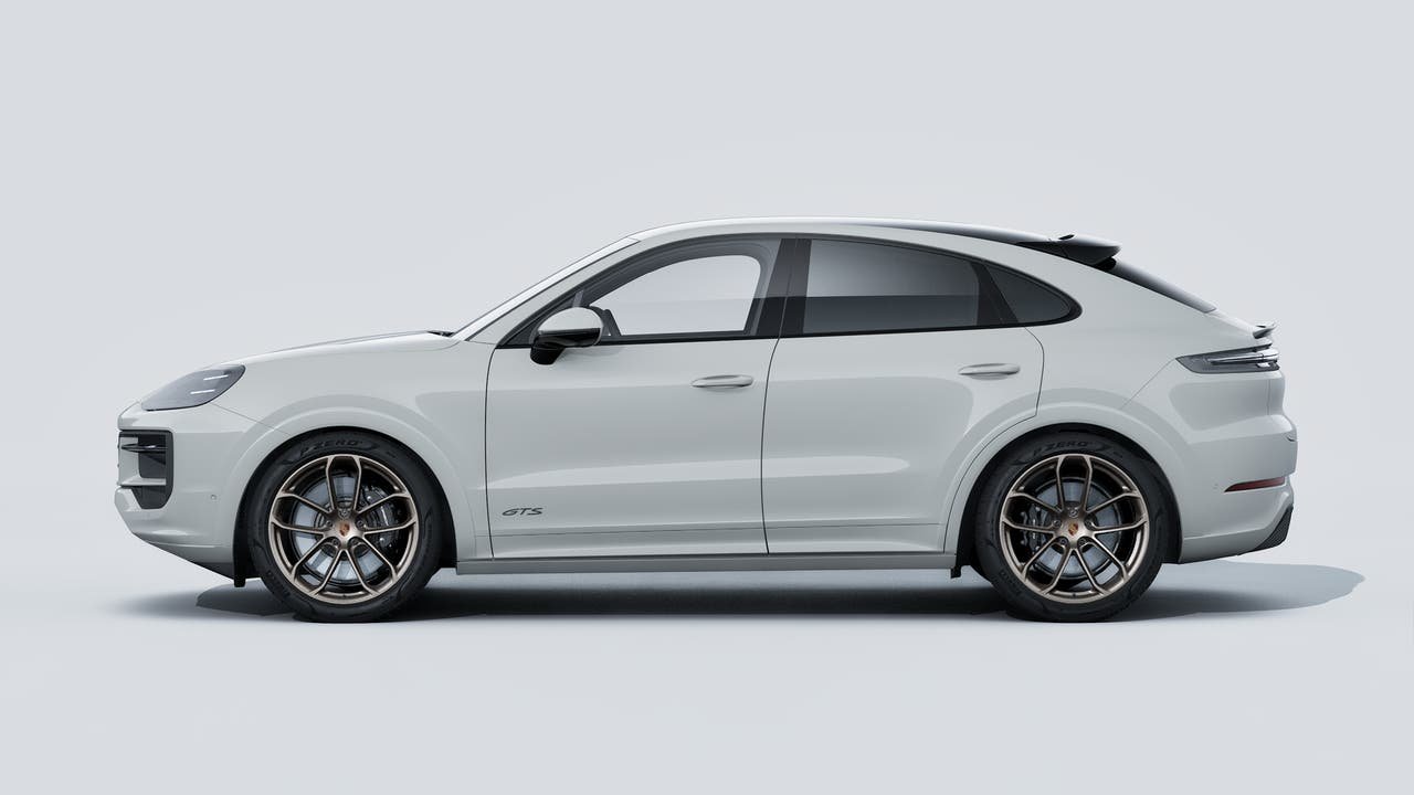 New 2026 Chalk Porsche GTS Coupe image 2