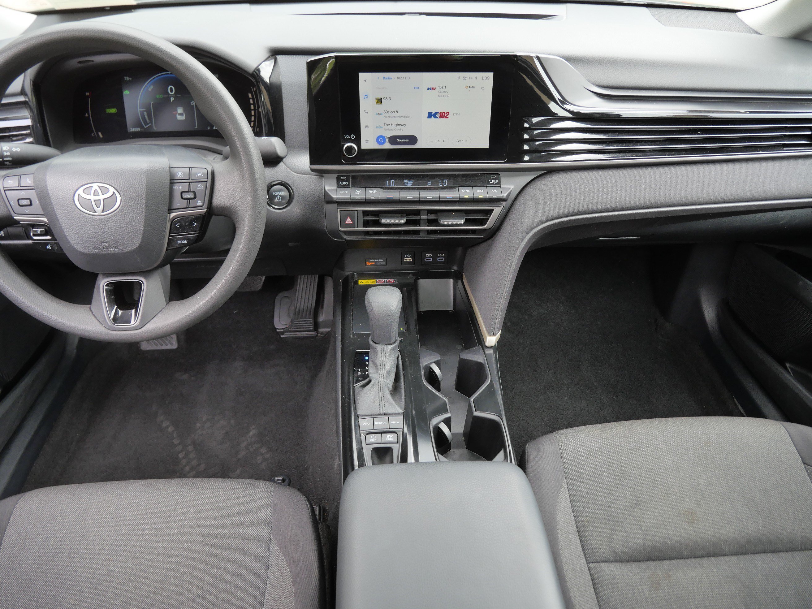 Certified Used 2025 Underground Toyota LE image 11