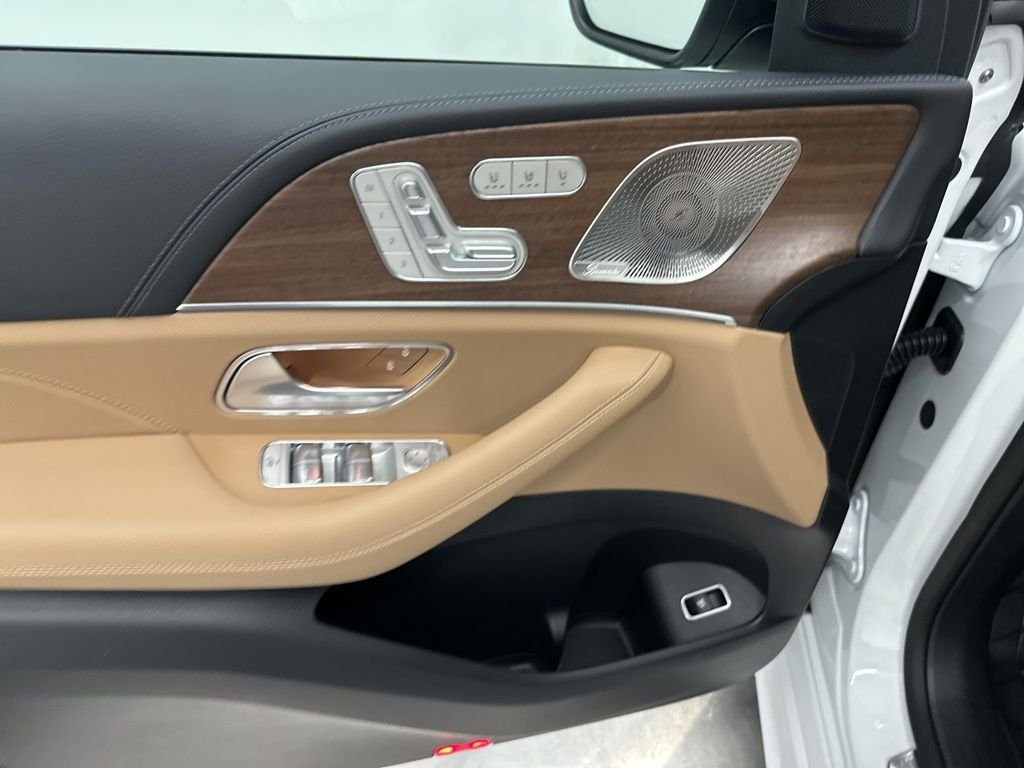 2026 Mercedes-Benz GLE GLE580 - Photo 11