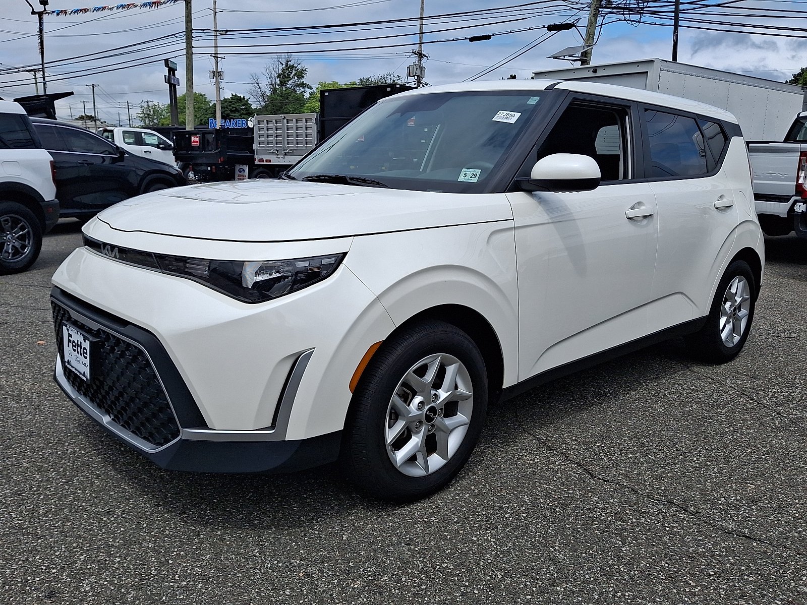 Used 2024 Snow White Pearl - SWP Kia LX image 1