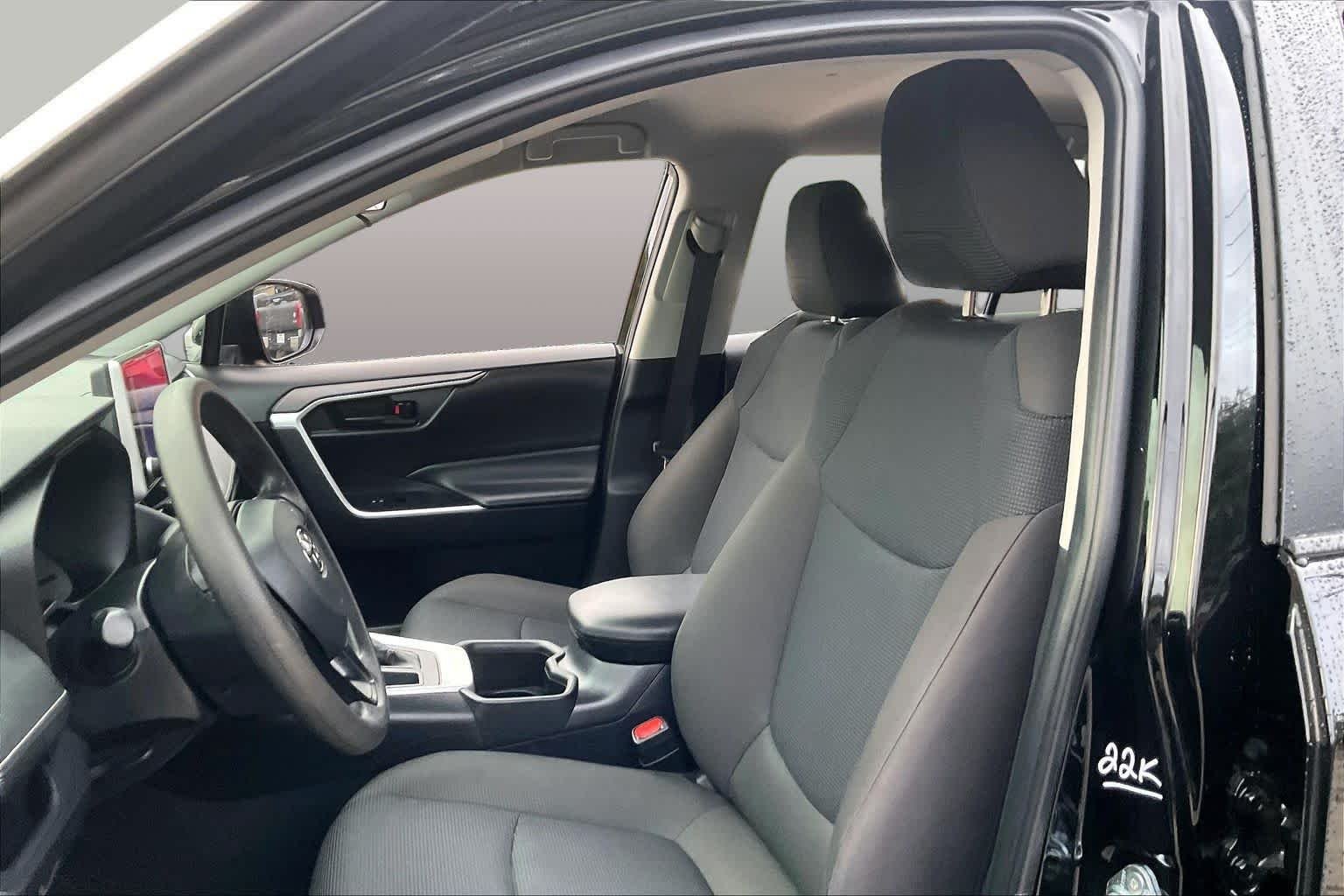 Used 2025 Midnight Black Metallic Toyota LE image 8