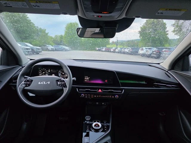 New 2026 Steel Gray Kia Wind image 18