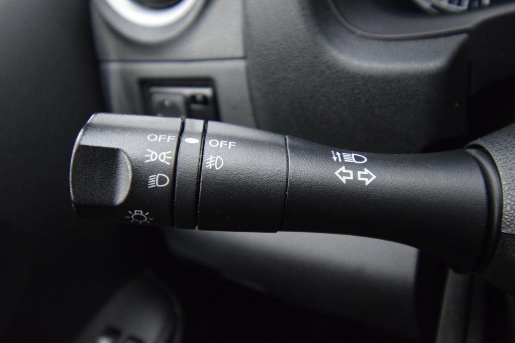 Used 2015 Black Nissan SL image 29