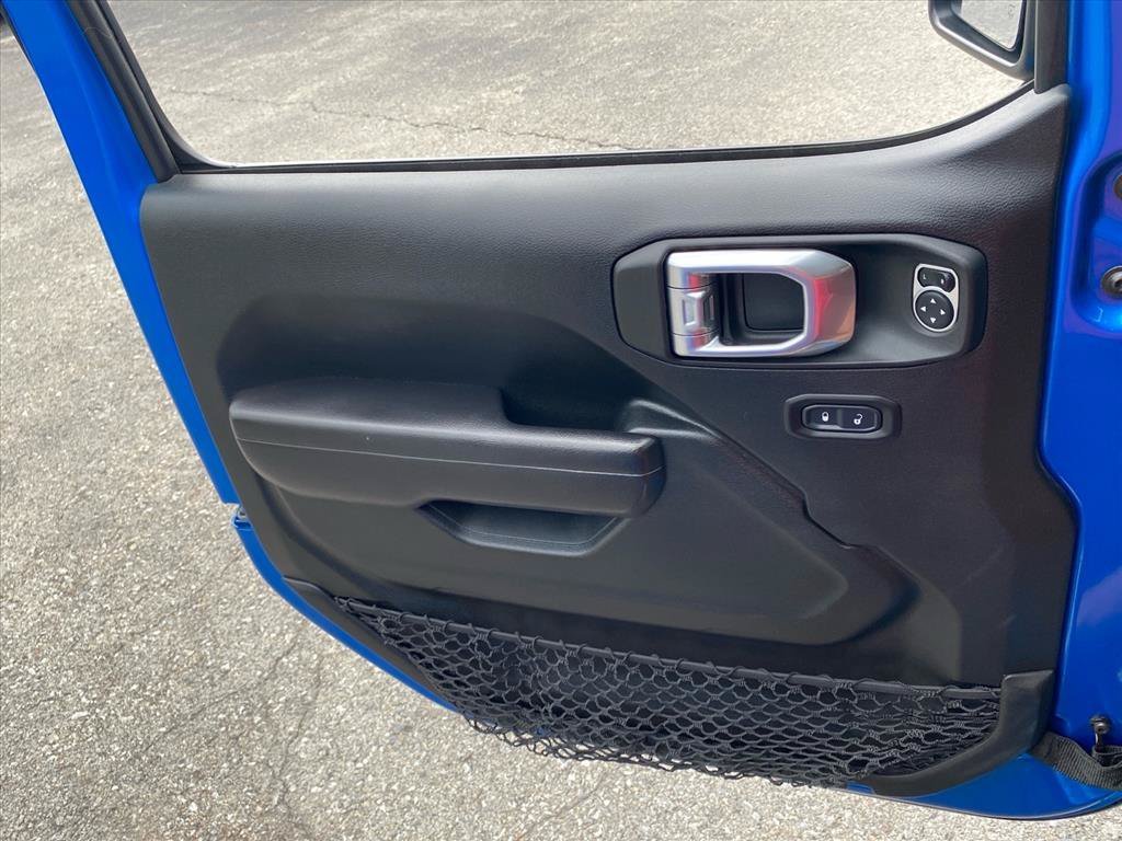 Used 2021 Hydro Blue Pearlcoat Jeep Sport S image 20