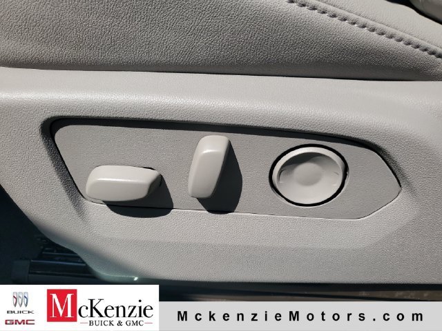2026 GMC Sierra 1500 SLT - Photo 7