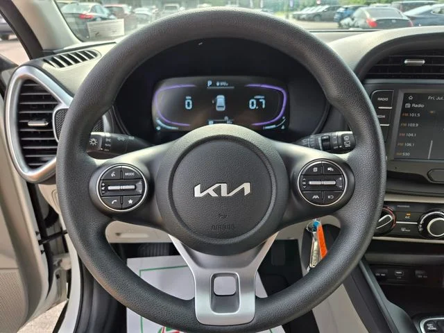 Used 2025 White Kia LX image 32