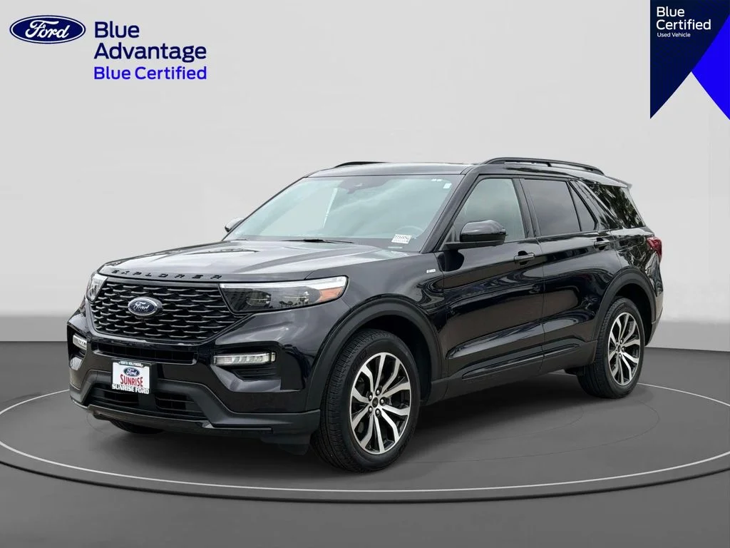 2023 Ford Explorer ST-LINE 4WD's photo
