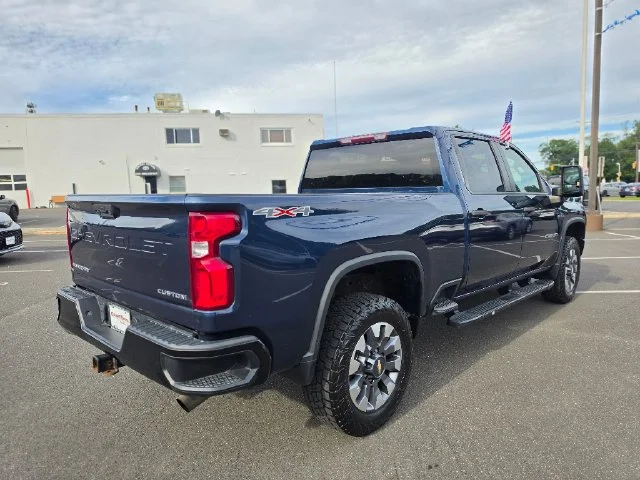 Used 2021 Blue Chevrolet Custom image 7