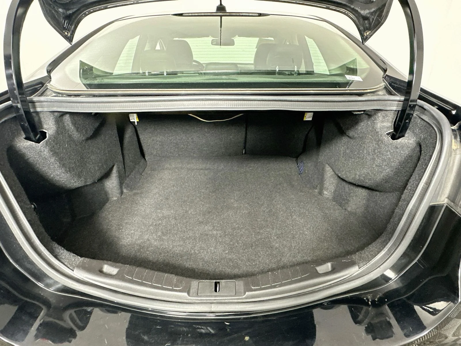 Used 2016 Shadow Black Ford Titanium image 28