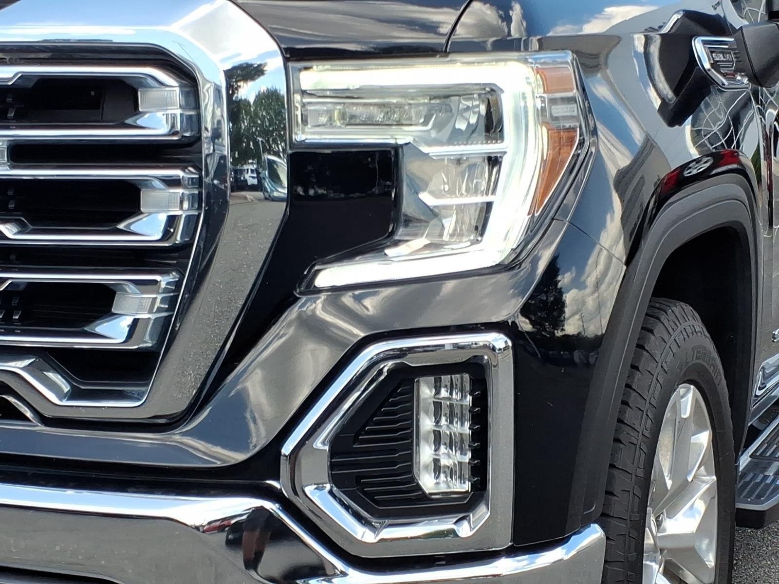 Used 2021 Onyx Black GMC SLT image 17