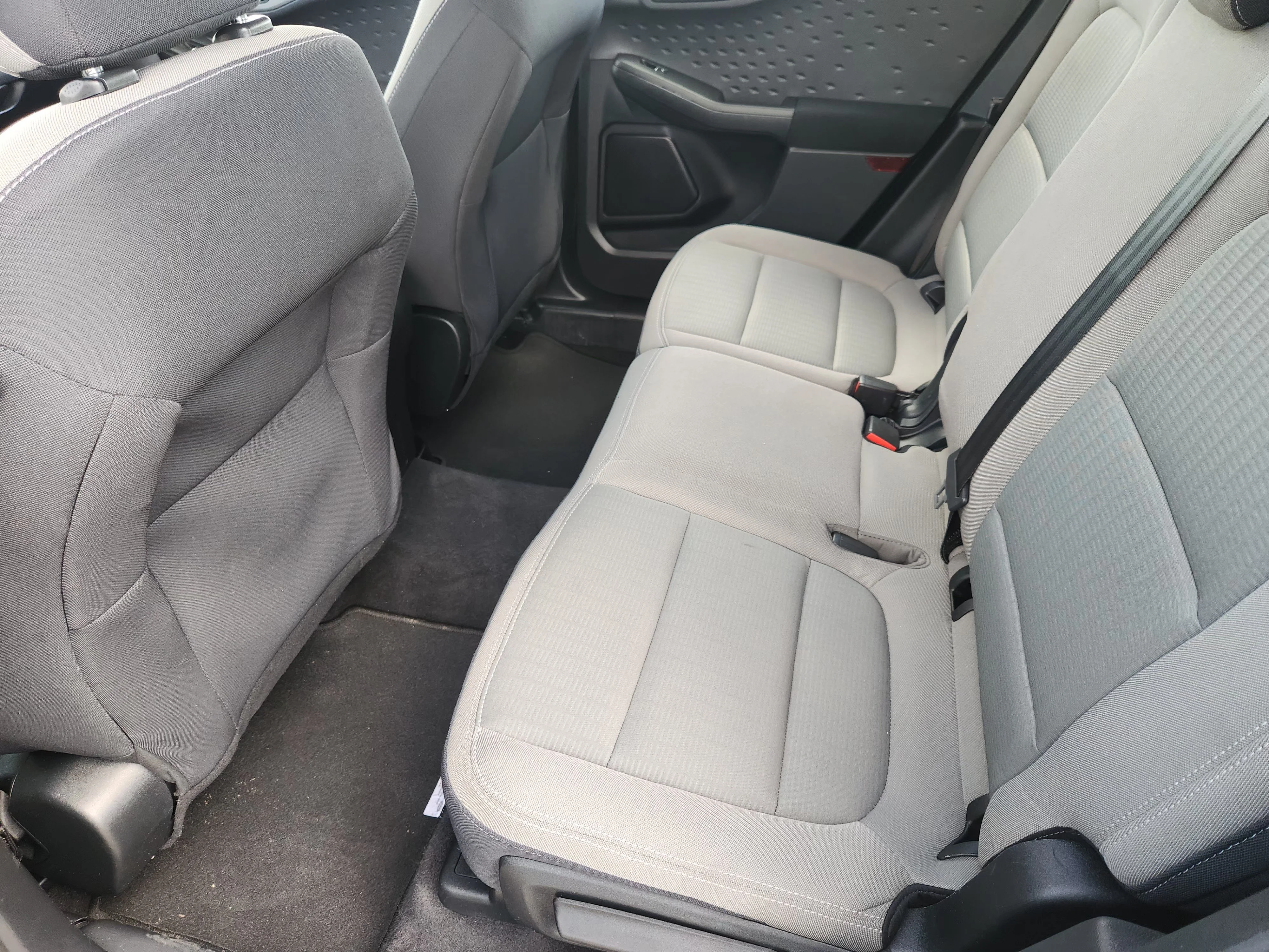 Used 2020  Ford S image 28