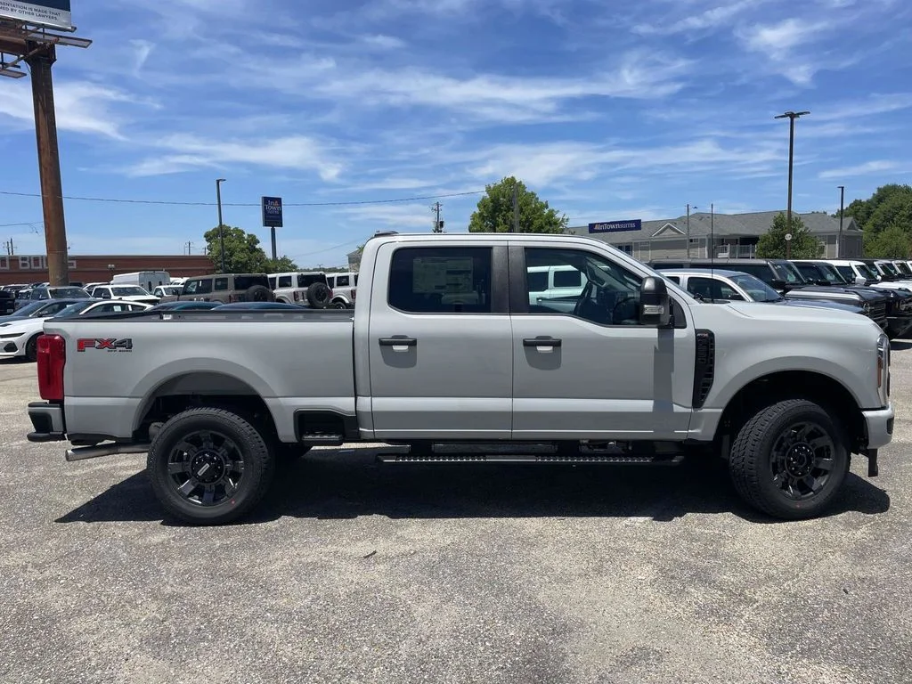 New 2026 Avalanche Ford F-250® XL image 2