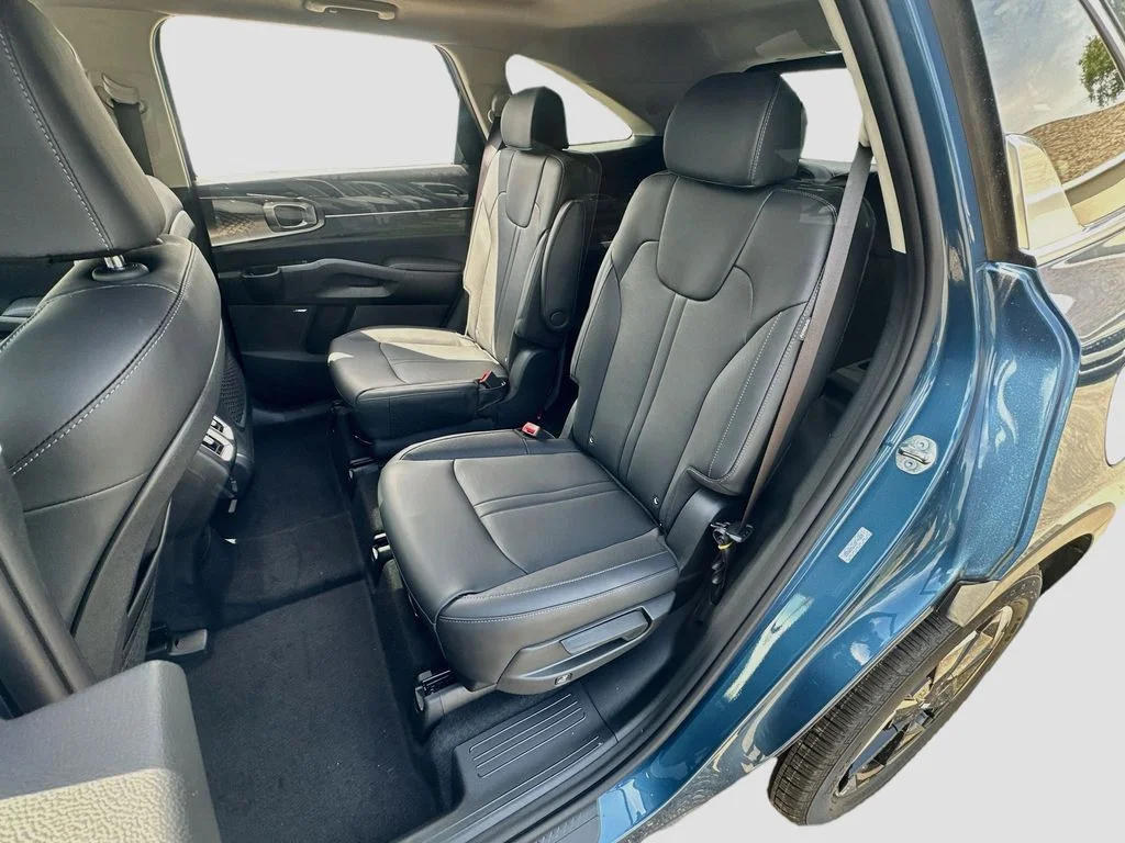 New 2026 Mineral Blue Kia EX image 26