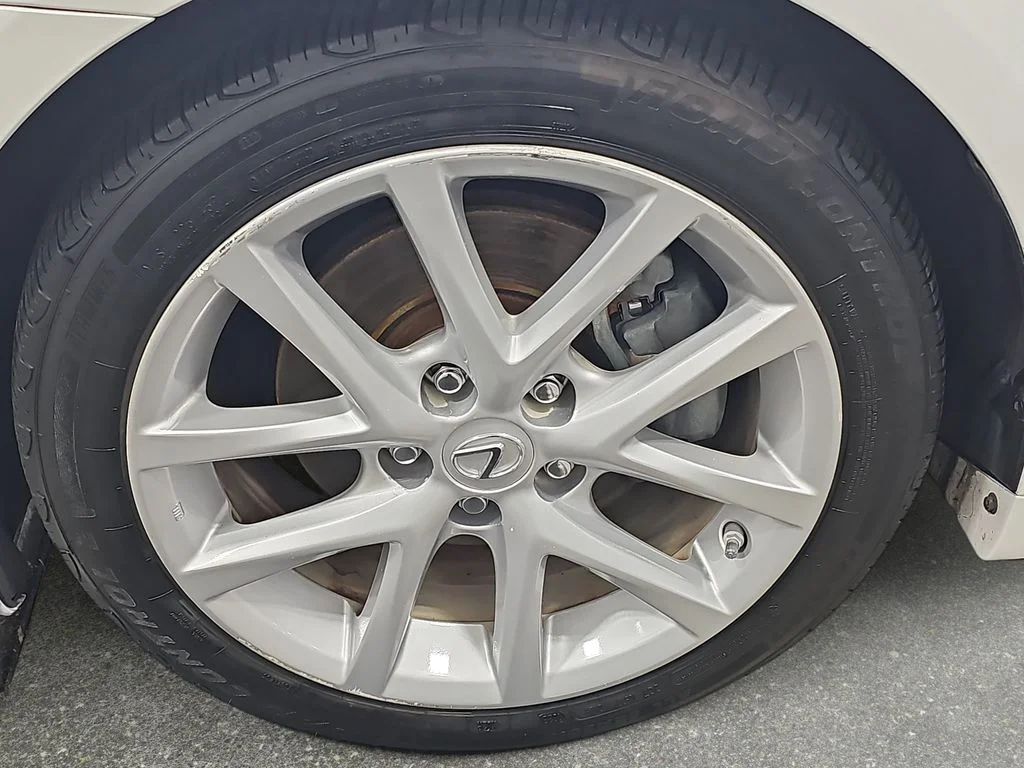 Used 2011 White Lexus 250 image 31